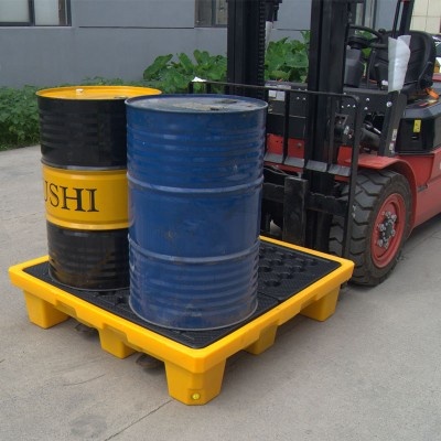 PE-Auffangwanne für 4 Fässer (Volumen 180 l oder 260 l)