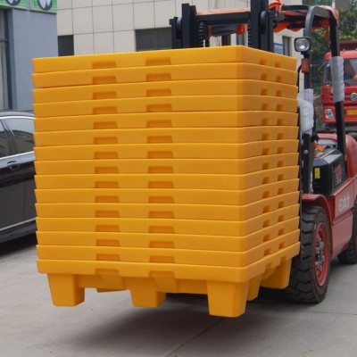 PE-Auffangwanne für 4 Fässer (Volumen 180 l oder 260 l)