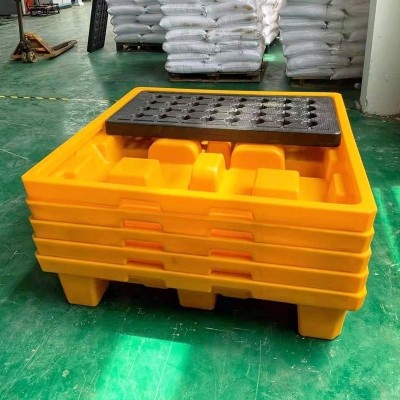 PE-Auffangwanne für 4 Fässer (Volumen 180 l oder 260 l)